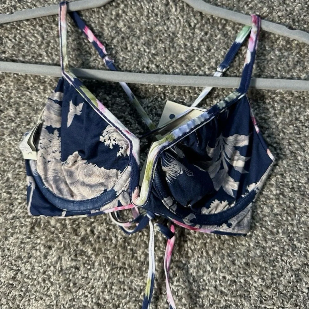 Maaji womens Underwire Bikini Top SZ Medium NWT - Picture 5 of 8